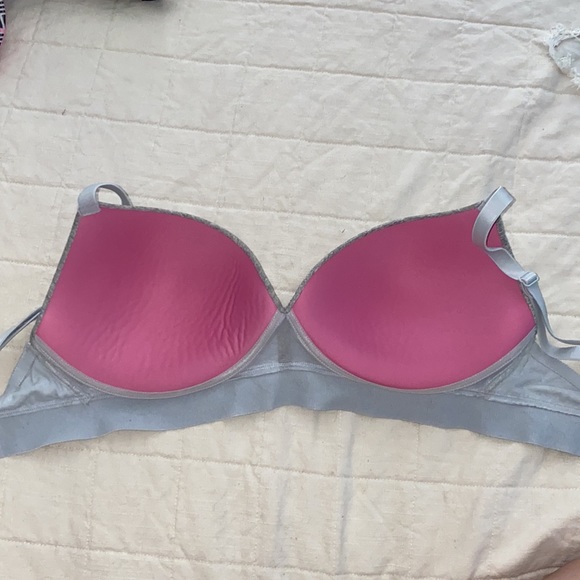 Pink Bra - Picture 5 of 7